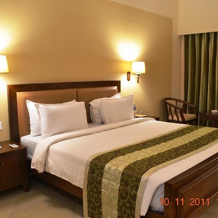 Uday Suites - The Airport Hotel Thiruvananthapuram Eksteriør billede