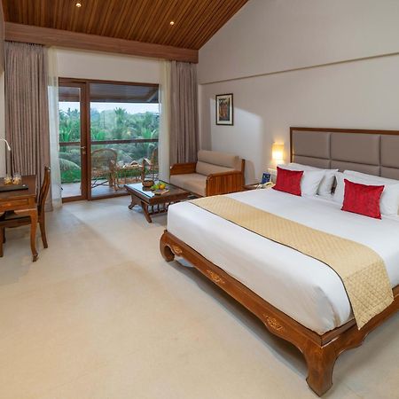 Uday Suites - The Airport Hotel Thiruvananthapuram Eksteriør billede