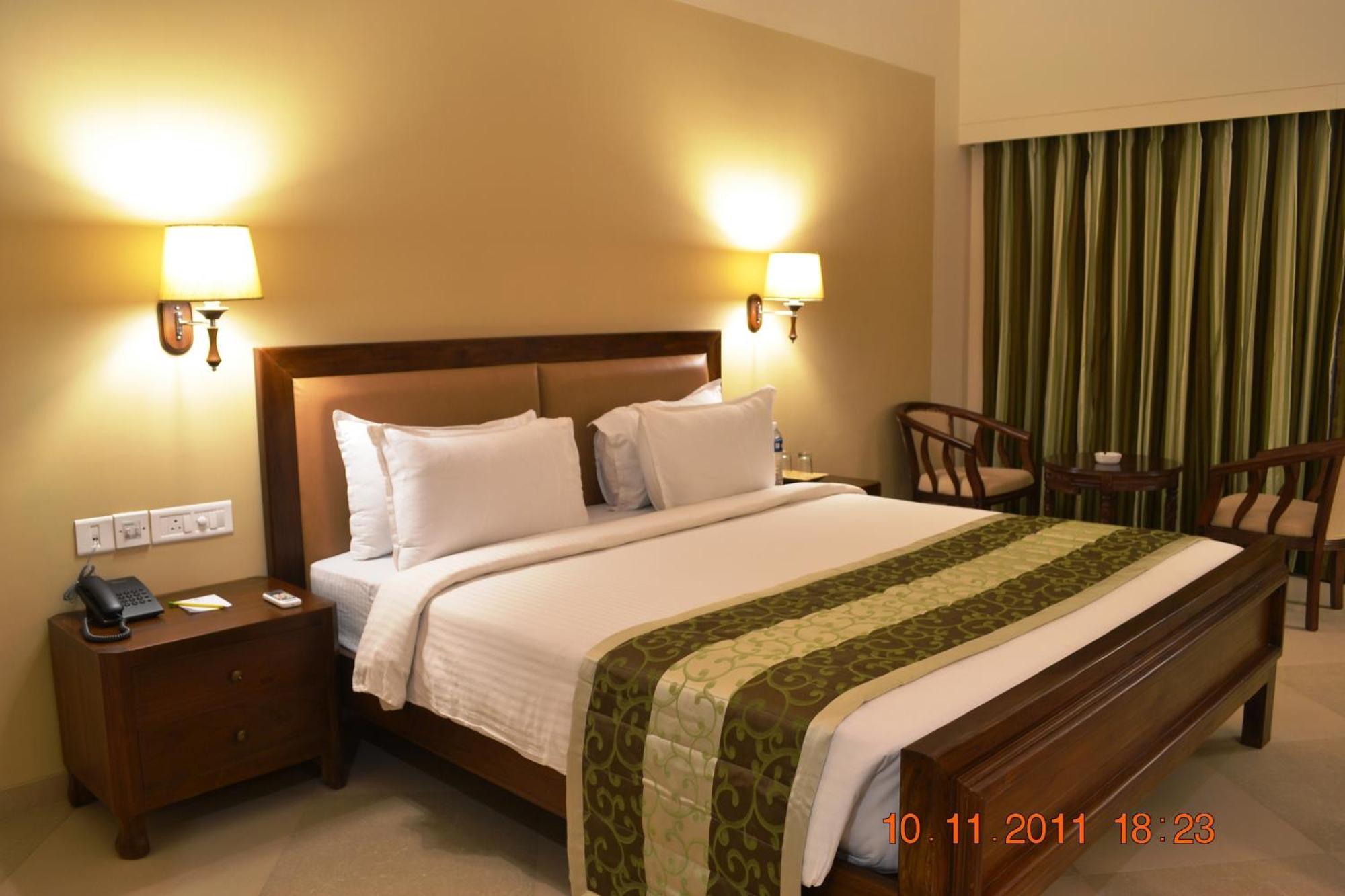 Uday Suites - The Airport Hotel Thiruvananthapuram Eksteriør billede