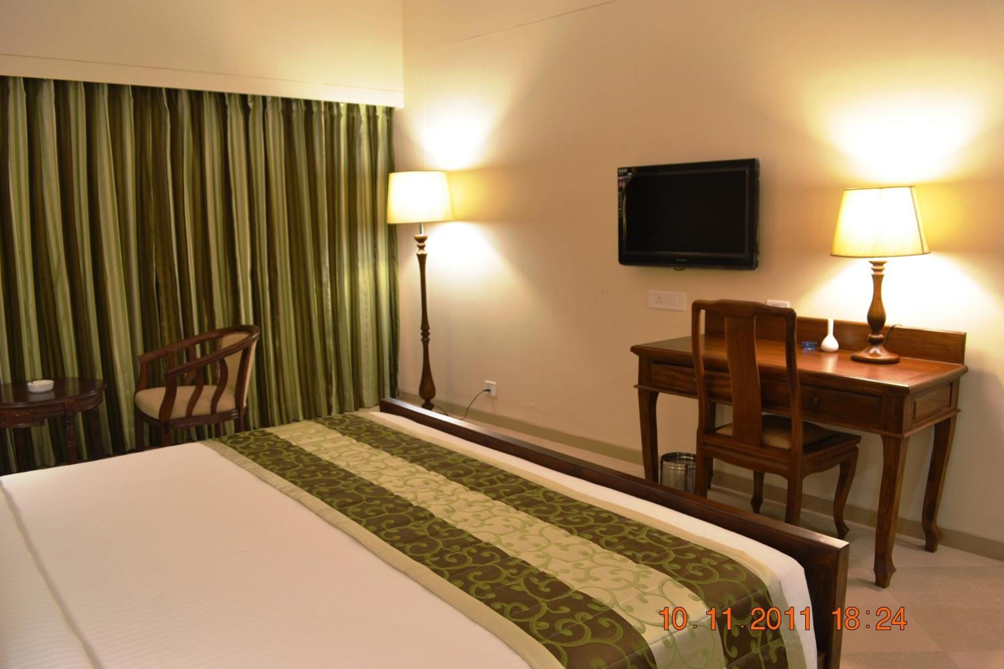 Uday Suites - The Airport Hotel Thiruvananthapuram Eksteriør billede