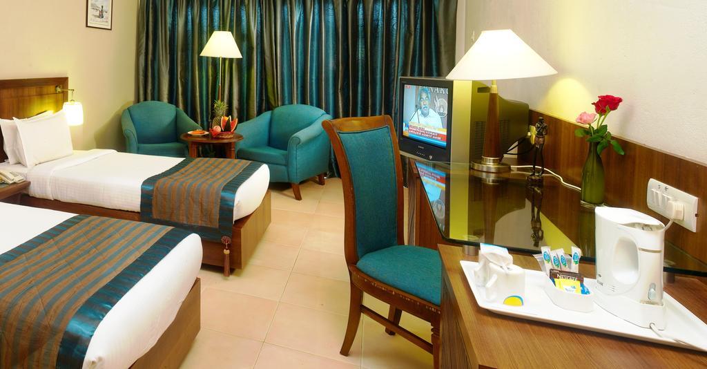 Uday Suites - The Airport Hotel Thiruvananthapuram Eksteriør billede