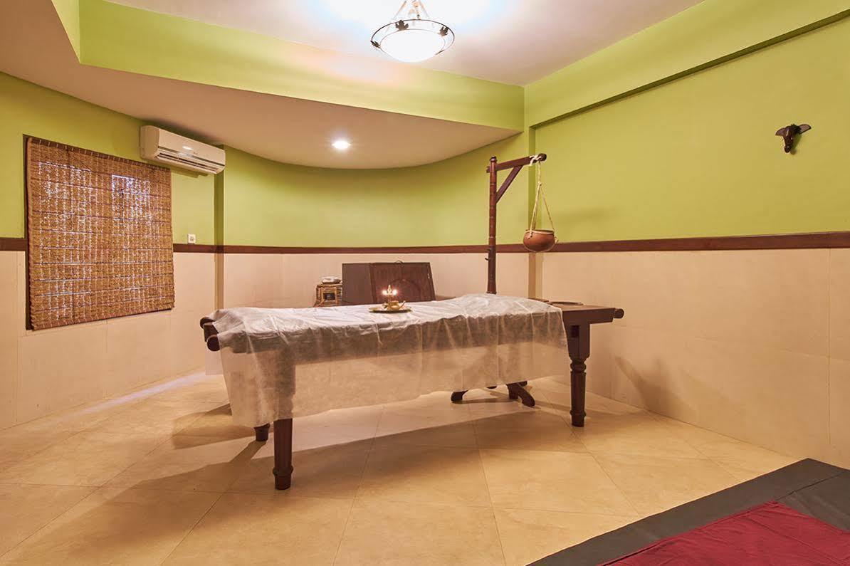 Uday Suites - The Airport Hotel Thiruvananthapuram Eksteriør billede